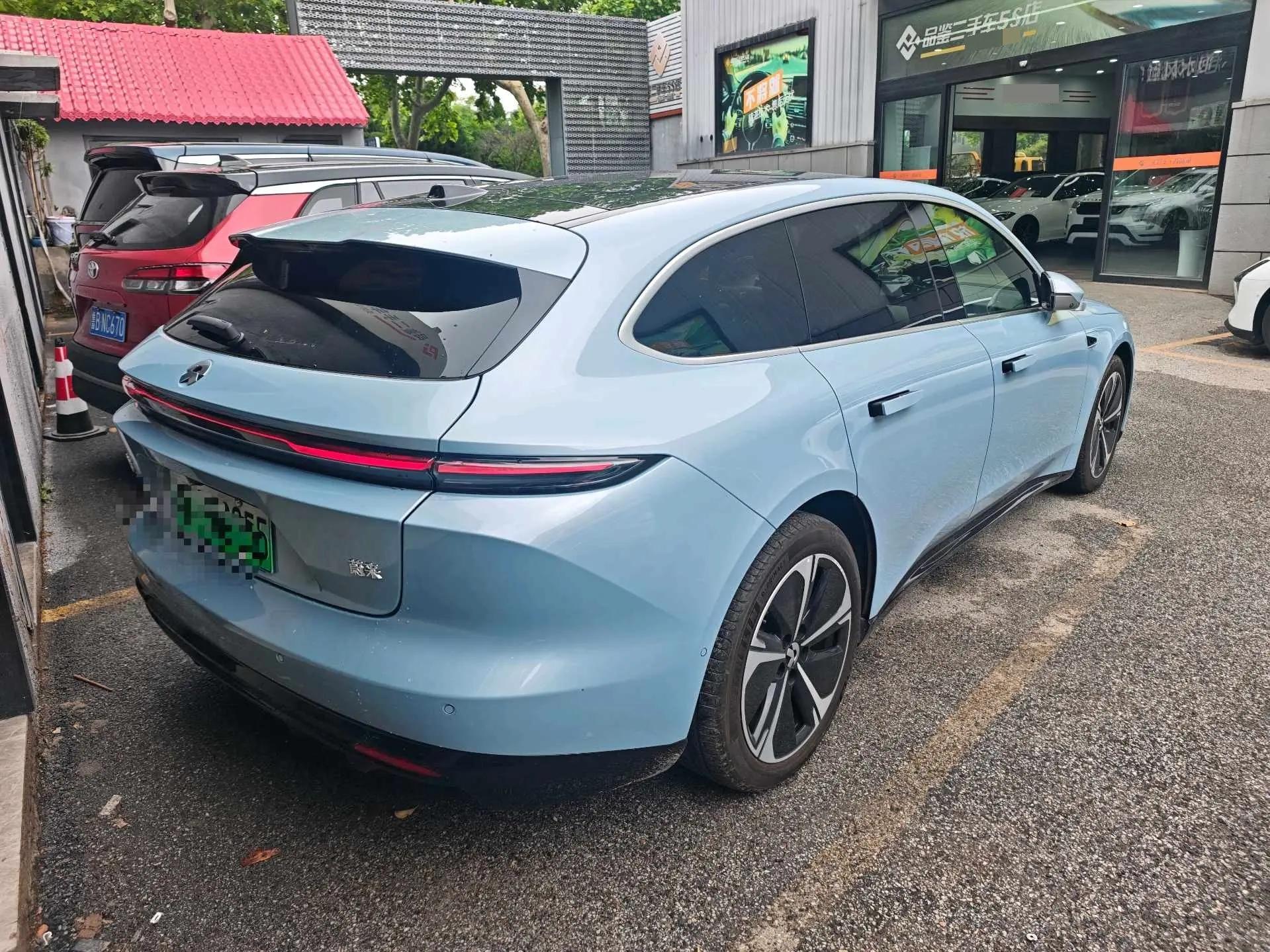NIO 2025 ET5T 75kWh Touring automatic 2