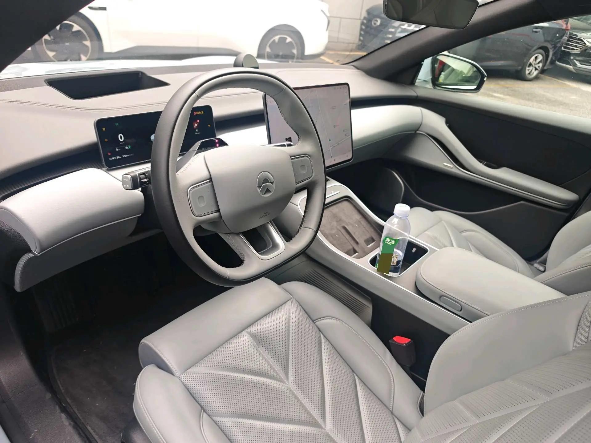 NIO 2025 ET5T 75kWh Touring automatic 3