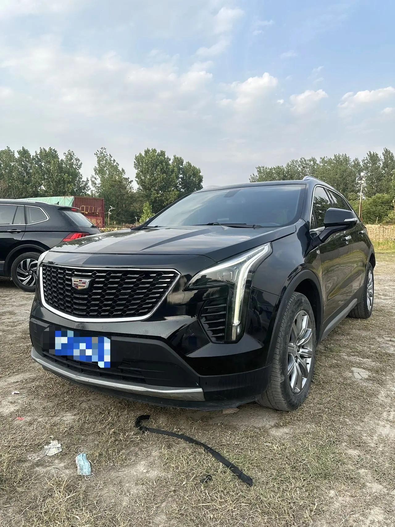 Cadillac XT4 2021 28T Two-Wheel Drive Premium Model
