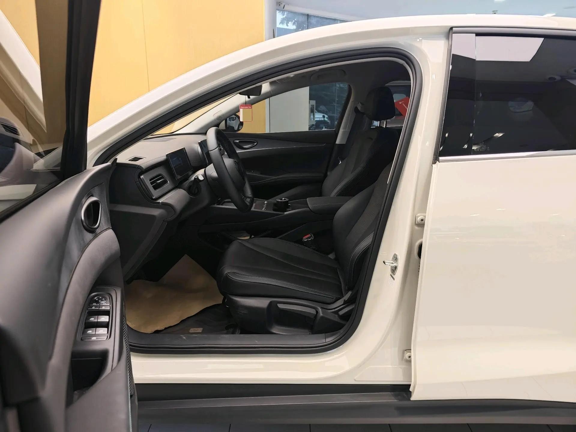 BYD 2026 Seal 06 DM-i 1.5 Stepless Super Edition 128KM Deluxe Edition Automatic Gear 2