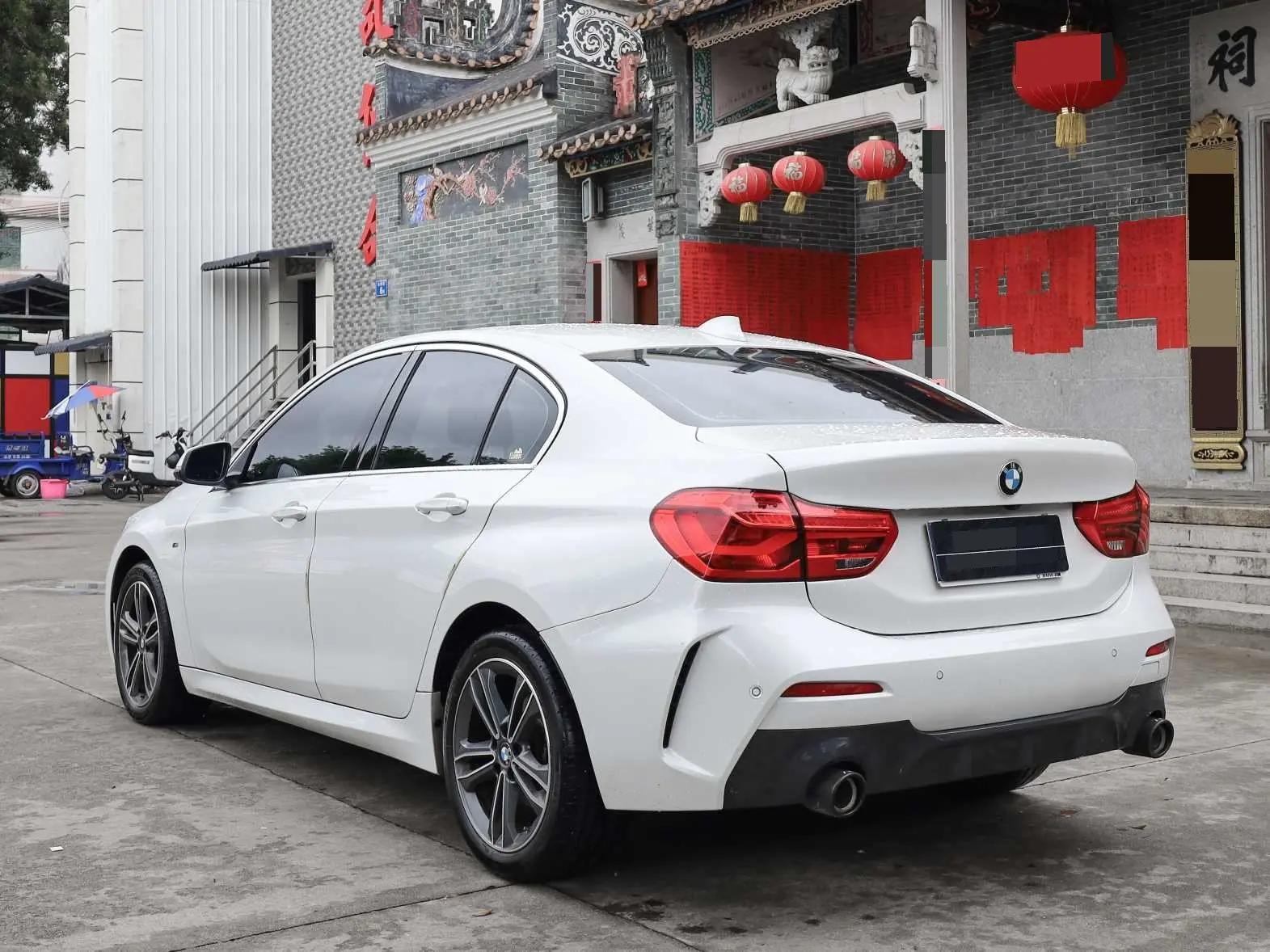 BMW 1 Series 2022 120i M Sports Edition 9