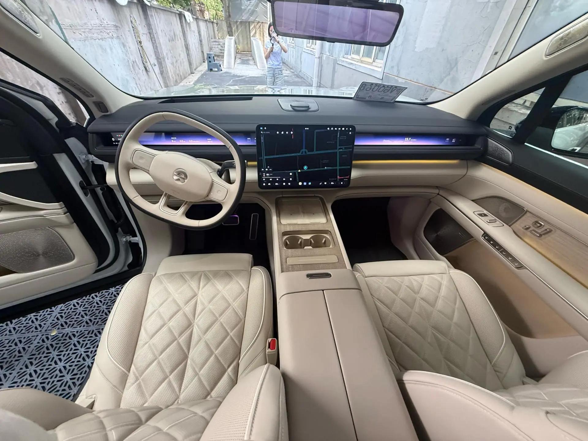 NIO 2026 ES8 7-seat executive deluxe automatic gear 3