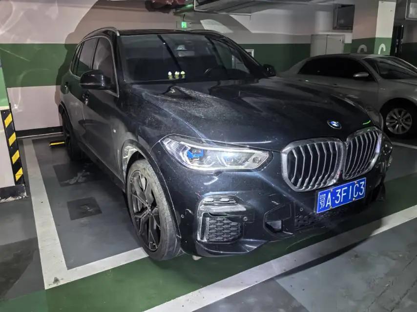 BMW X5 2022 model change xDrive 40Li M sports package 3