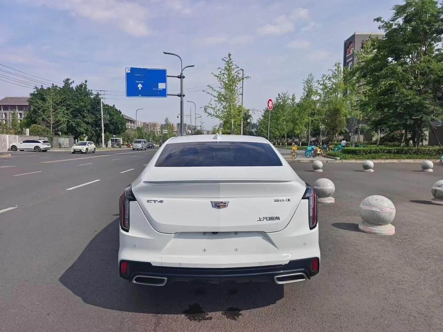 Cadillac CT4 2022 28T fashion model 5