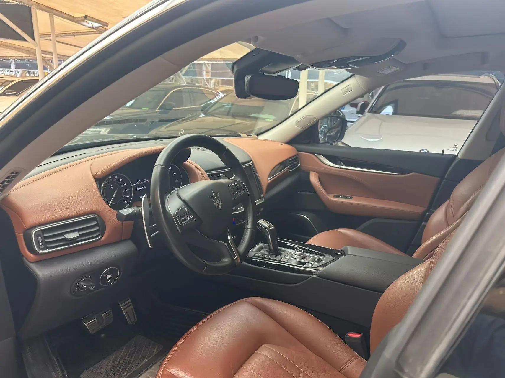 Levante 2021 3.0T Standard Edition 4