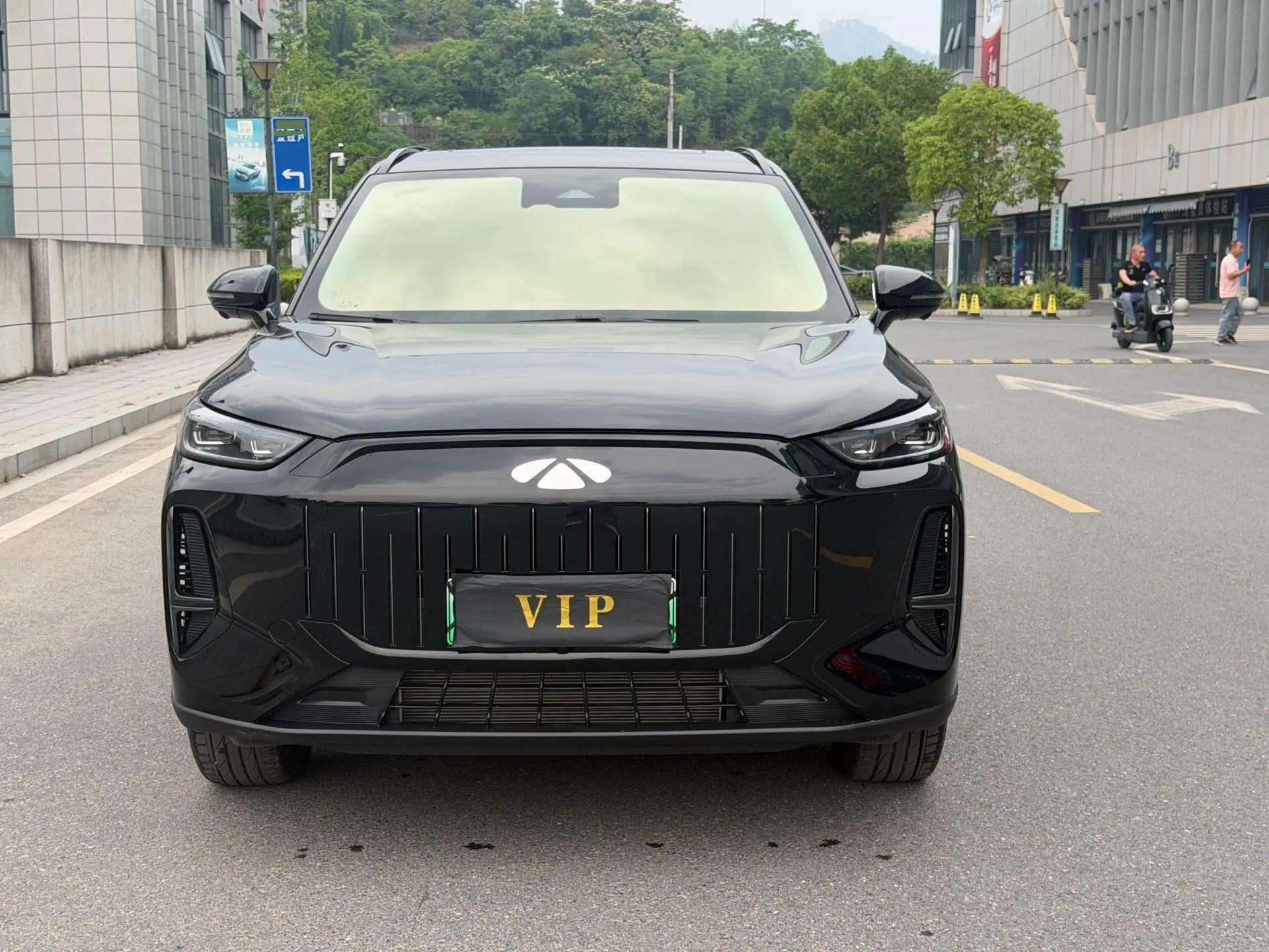 Chery 2025 Fengyun T9 C- DM 1.5T 120 Long Endurance Edition Honorable 5-seat Lithium Iron Phosphate Automatic Gear 2