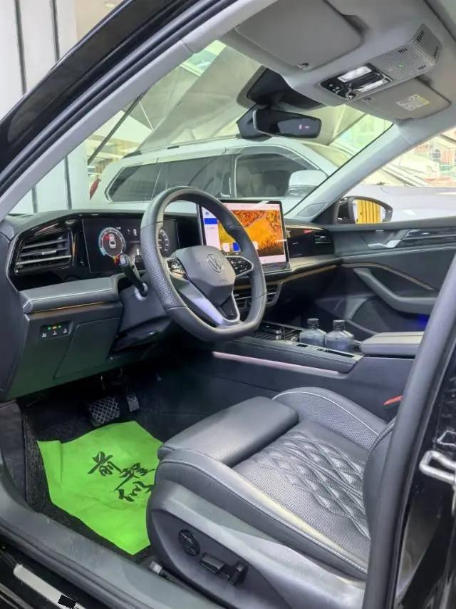 Volkswagen 2024 Magotan 2.0TSI 380TSI Premium Edition Da Mai Bag Automatic Gear 6