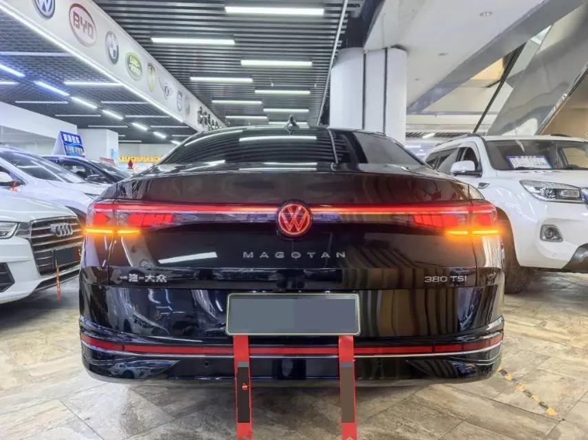 Volkswagen 2024 Magotan 2.0TSI 380TSI Premium Edition Da Mai Bag Automatic Gear 8
