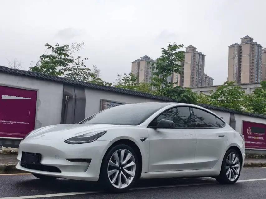 Model 3 2020 model modified long-range rear-wheel drive version