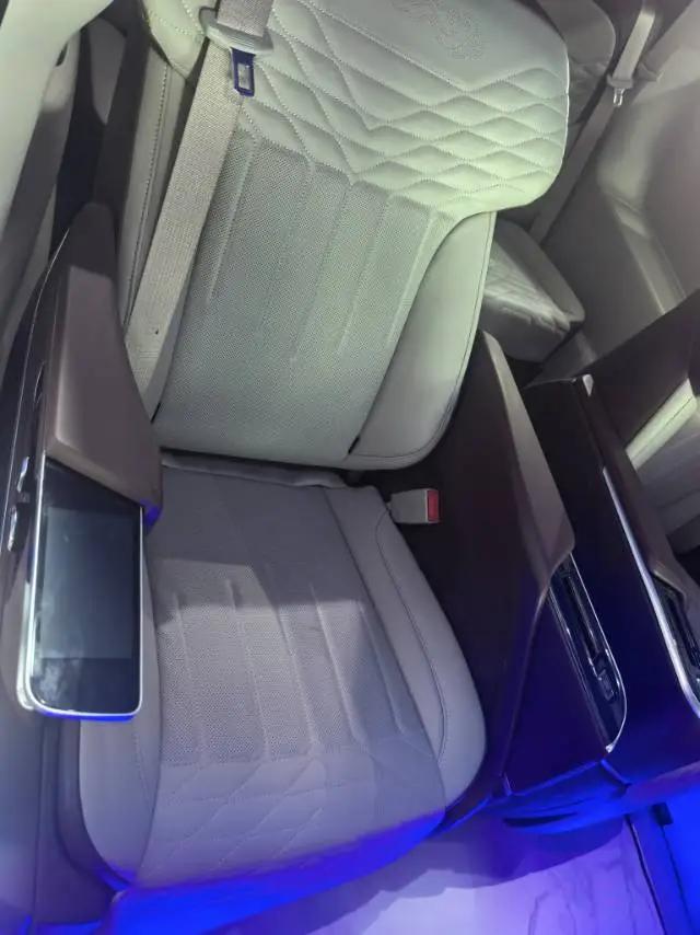 Buick GL8 2023 ES Lu Zun 653T Comfort 5