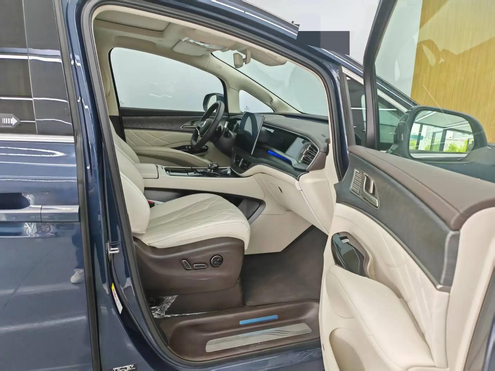 Denza 2025 Denza D9 DM-i 1.5T stepless intelligent driving version 1020 four-wheel drive exclusive automatic transmission 3
