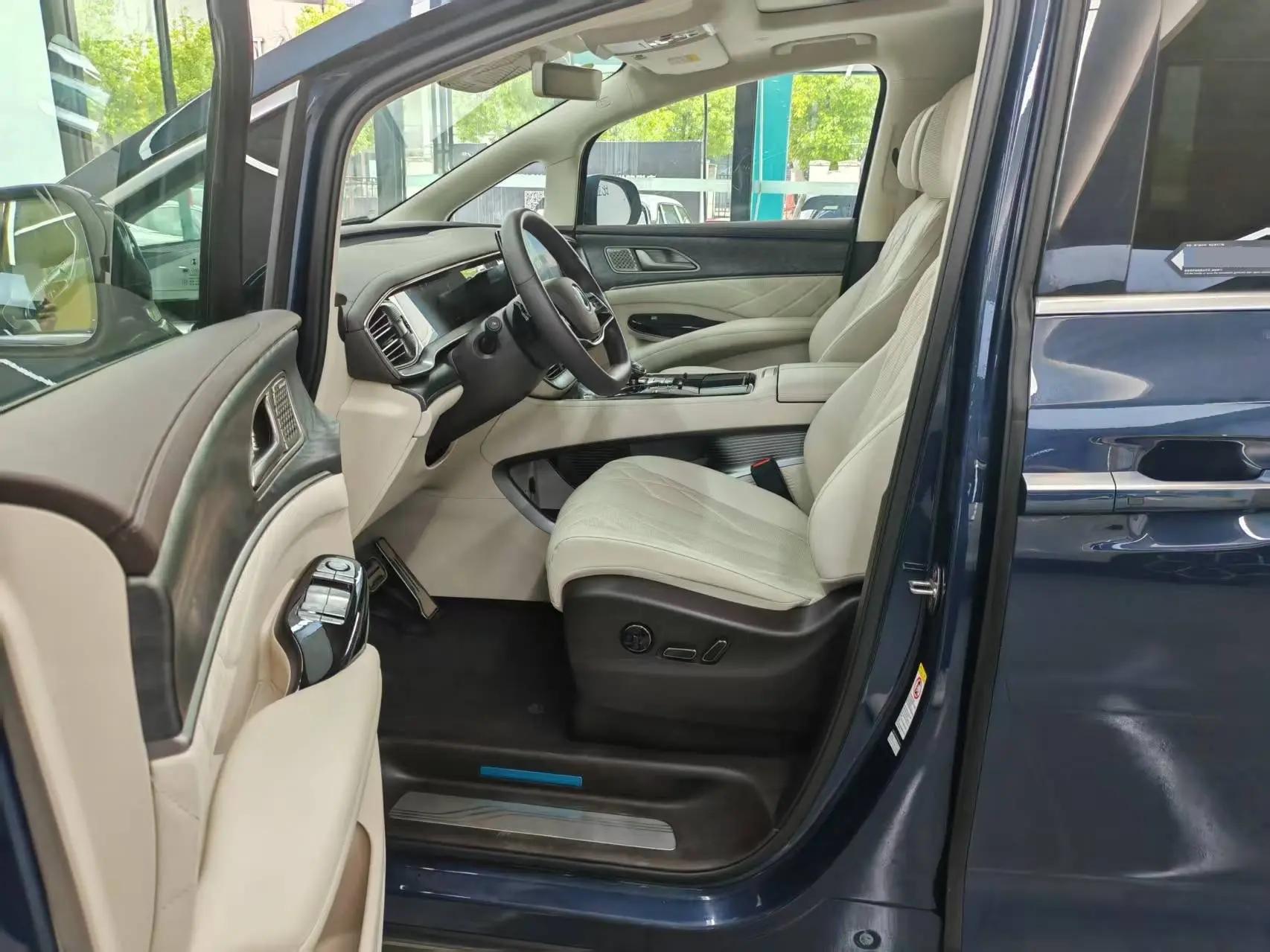 Denza 2025 Denza D9 DM-i 1.5T stepless intelligent driving version 1020 four-wheel drive exclusive automatic transmission 5