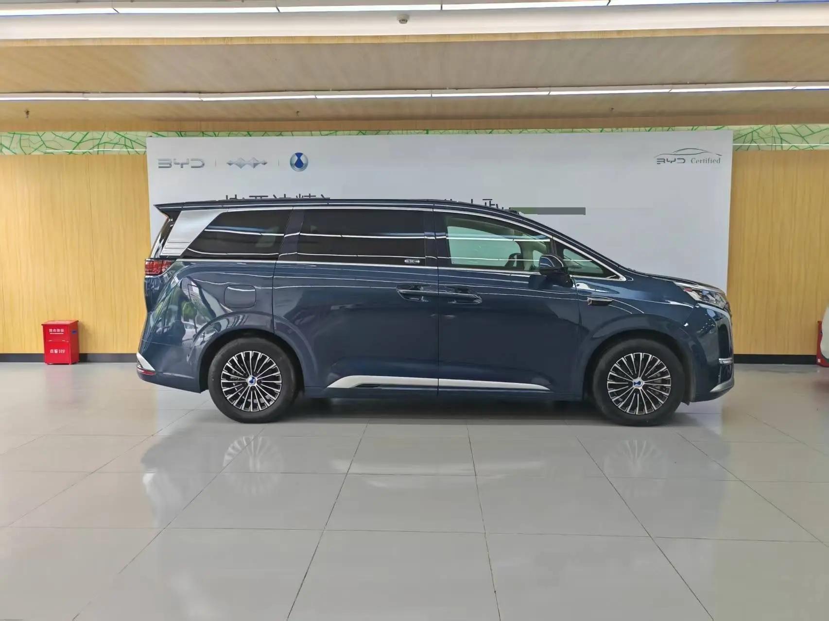Denza 2025 Denza D9 DM-i 1.5T stepless intelligent driving version 1020 four-wheel drive exclusive automatic transmission 7