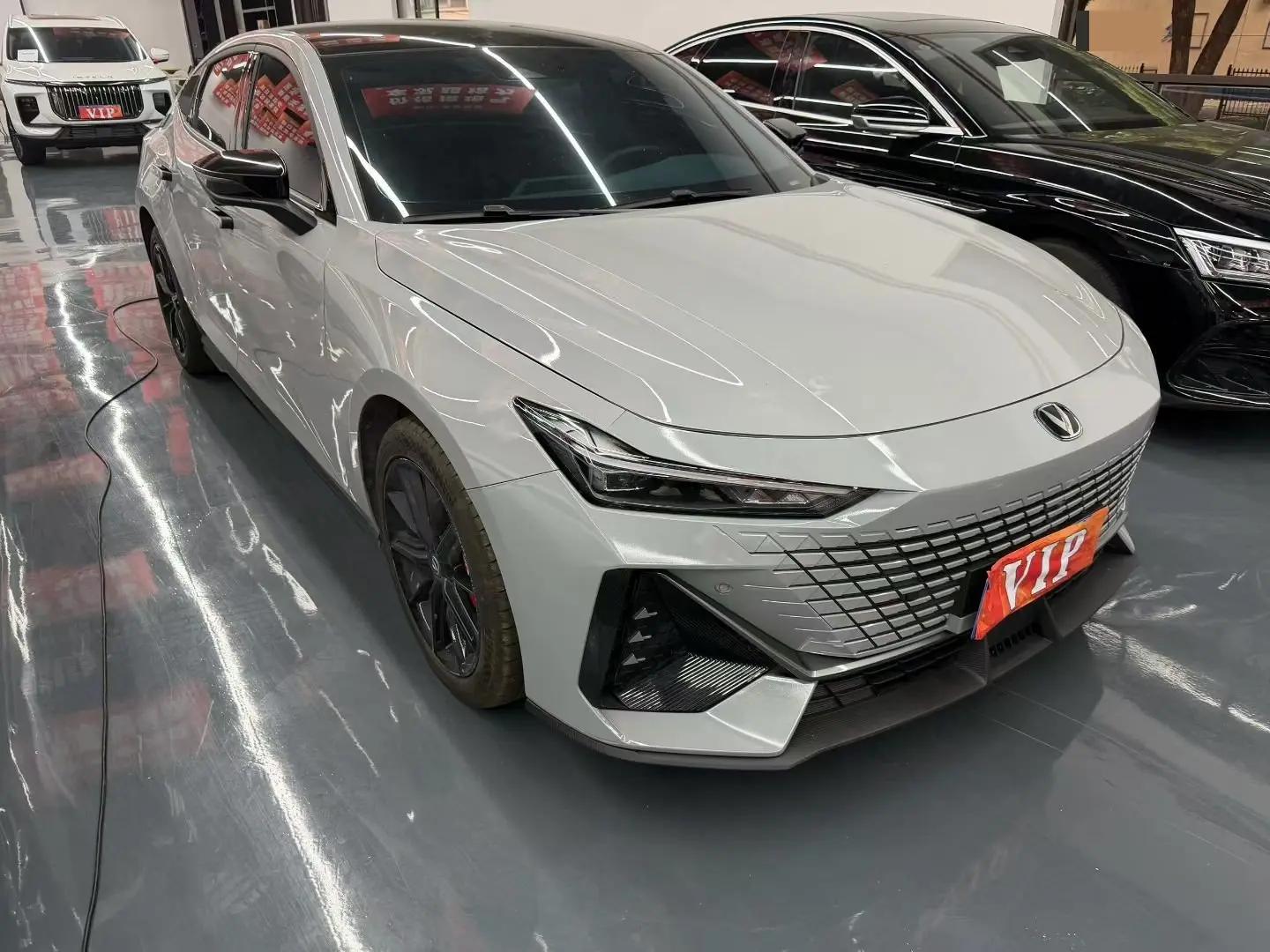 ChangAn 2023 UNI-V 1.5T Prestige Automatic 2