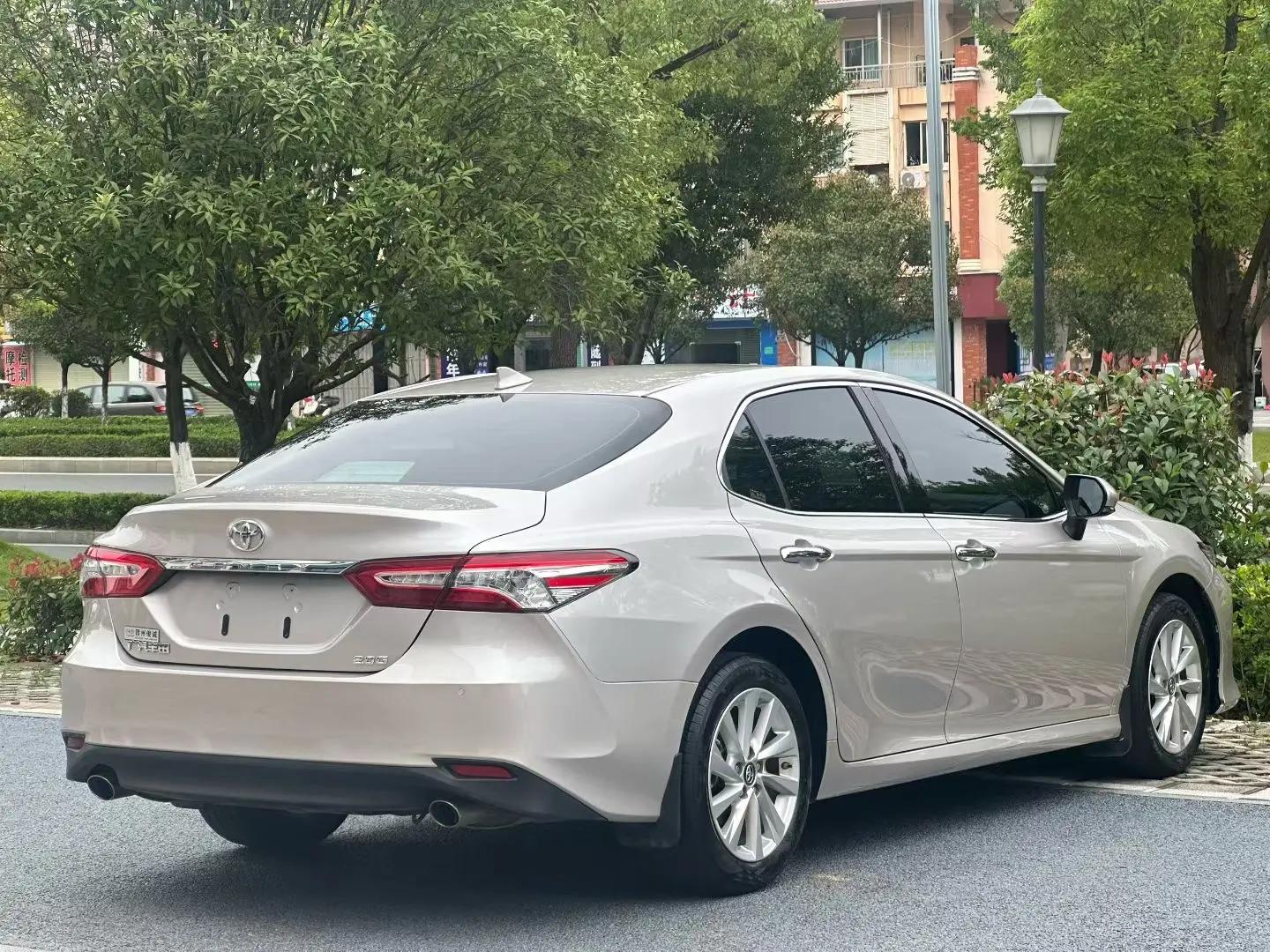 Camry 2021 2.0G Deluxe Edition 9
