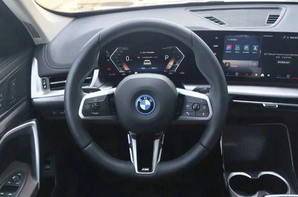 BMW 2025 iX1 eDrive25L eDrive25L M Sport Package Automatic 9