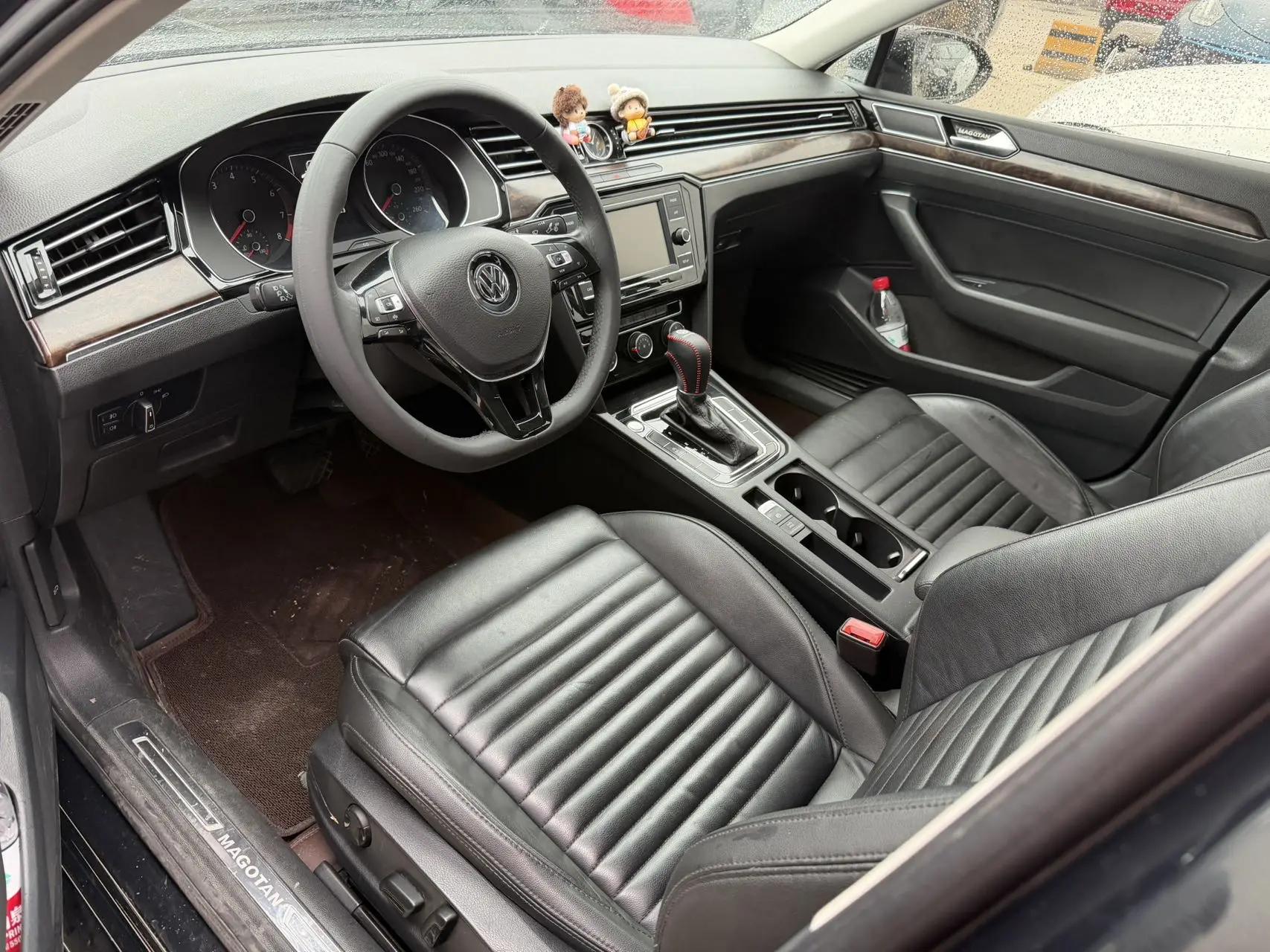 Magotan 2019 330TSI DSG Leading National V 5