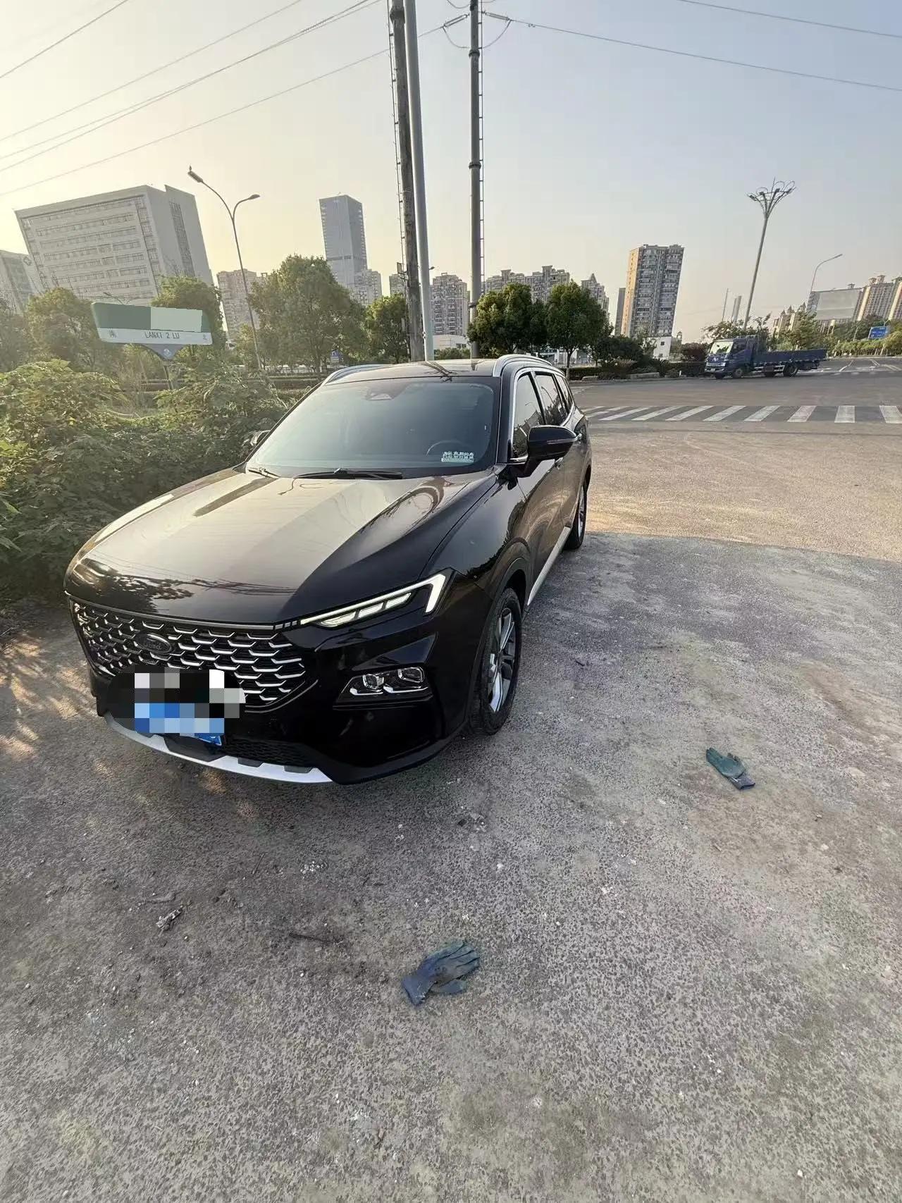 Neck Rui 2022 EcoBoost 170 platinum collar