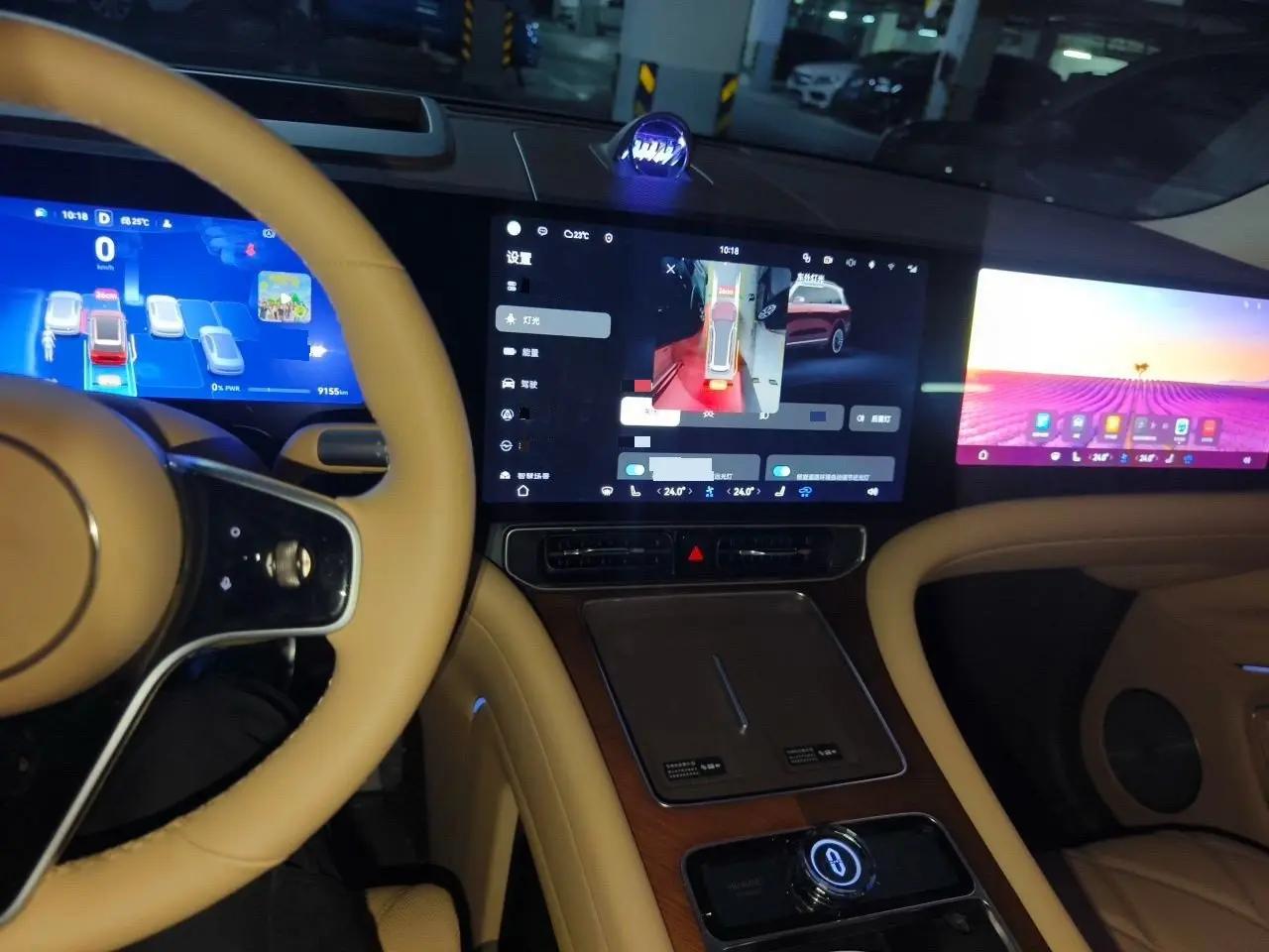 AITO 2025 AITO M9 extended range Ultra version 52kWh 6-seat version (896-line laser Radar) automatic gear 7