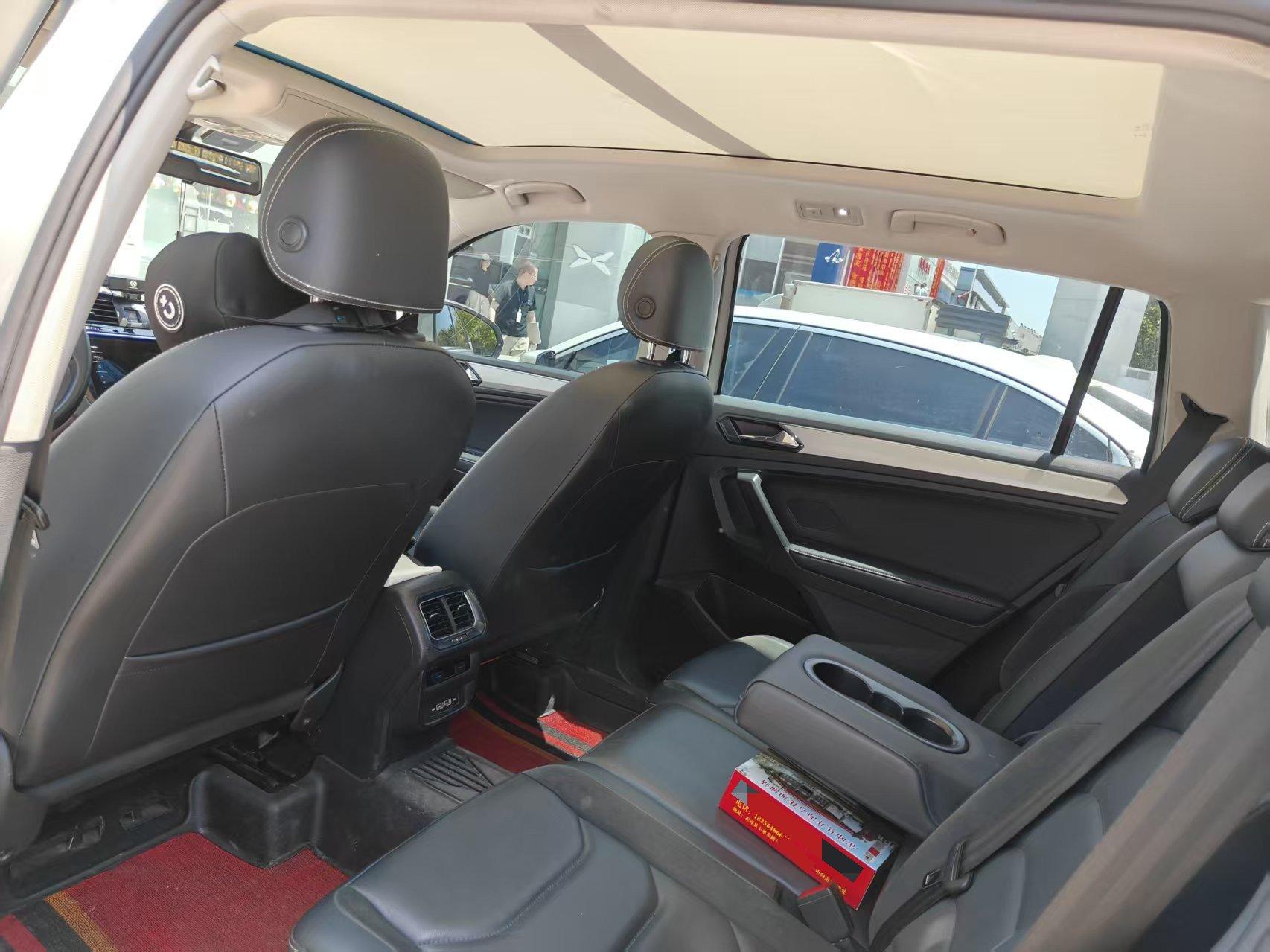 Tiguan L 2020 330TSI Automatic Two-Drive Panoramic Comfort Edition VI 4