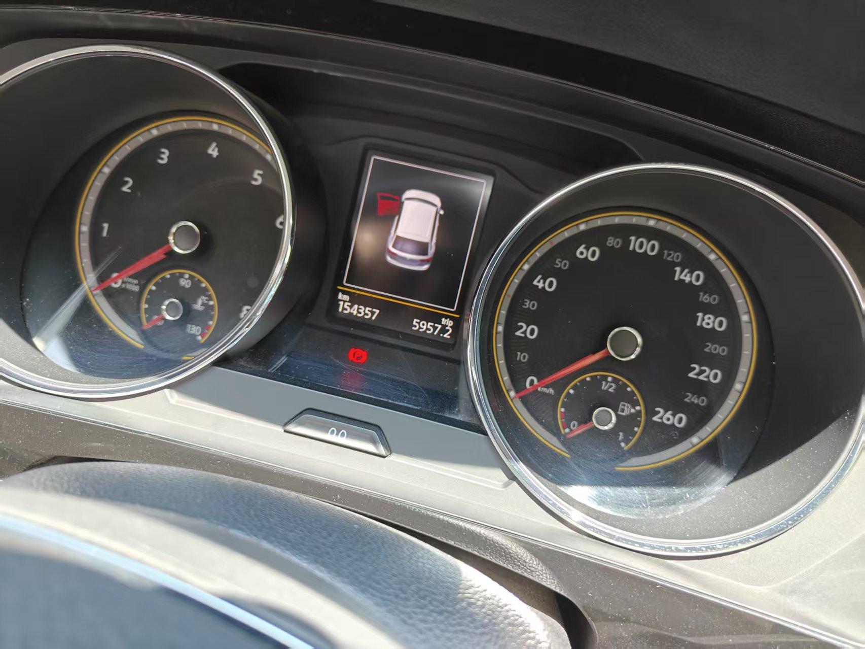Tiguan L 2020 330TSI Automatic Two-Drive Panoramic Comfort Edition VI 6