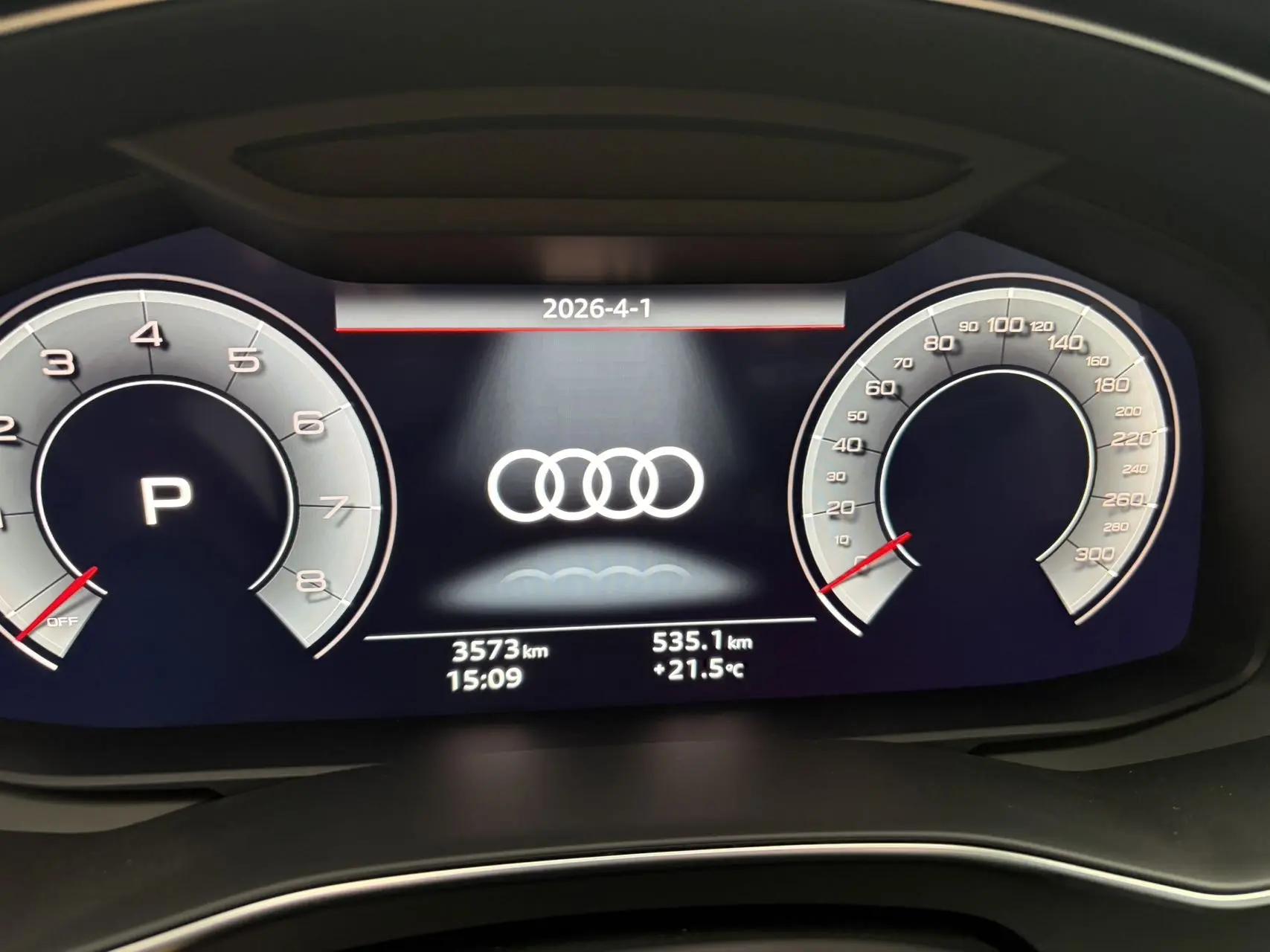 Audi 2024 A7L 2.0TFSI 45TFSI Quattro RS Kit Racing Edition Automatic 6