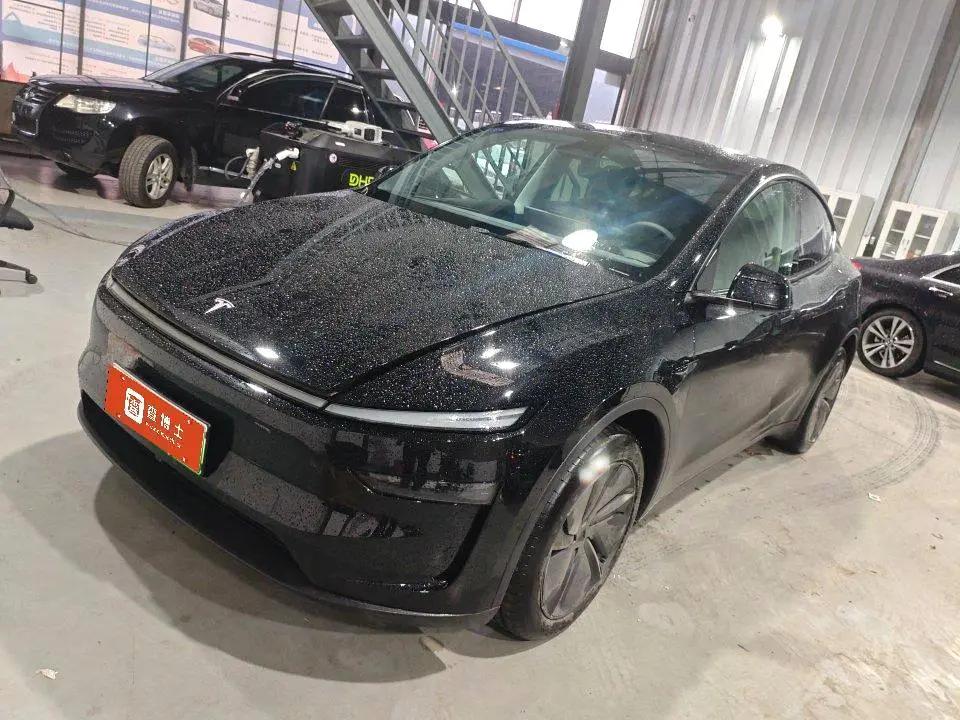 Tesla 2025 Model Y Rear-Wheel Drive Automatic