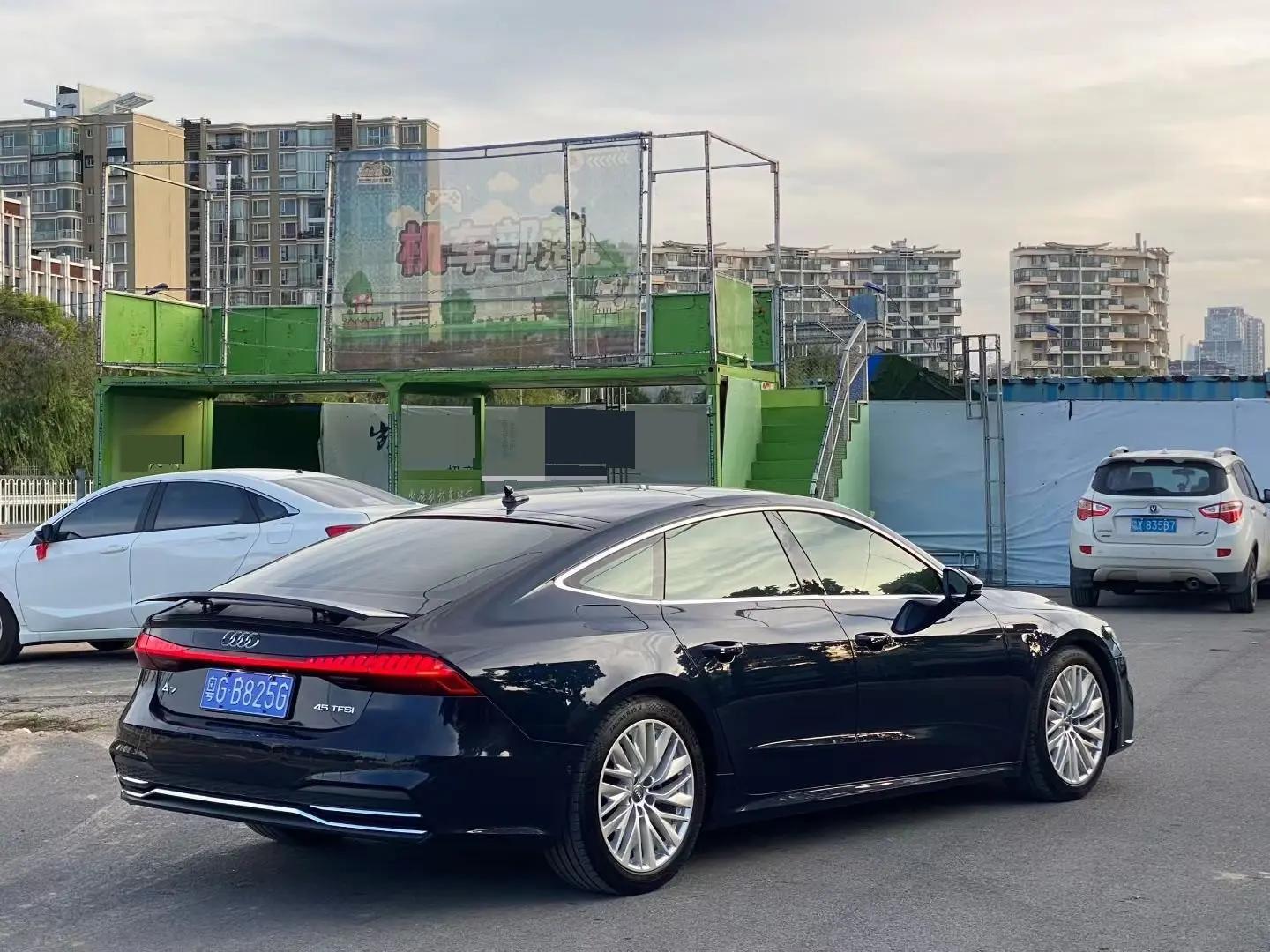 Audi A7 2020 45 TFSI Selection 9