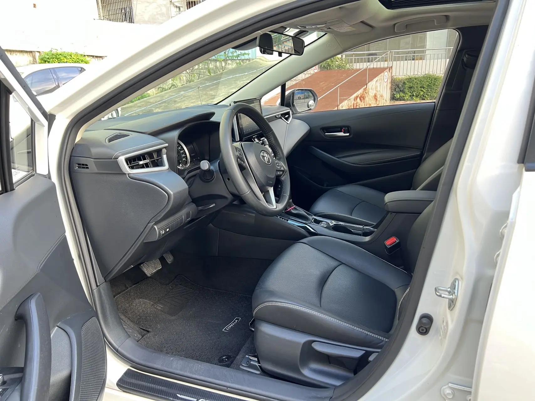 Corolla 2019 1.2T S-CVT GL-i Deluxe Edition 4