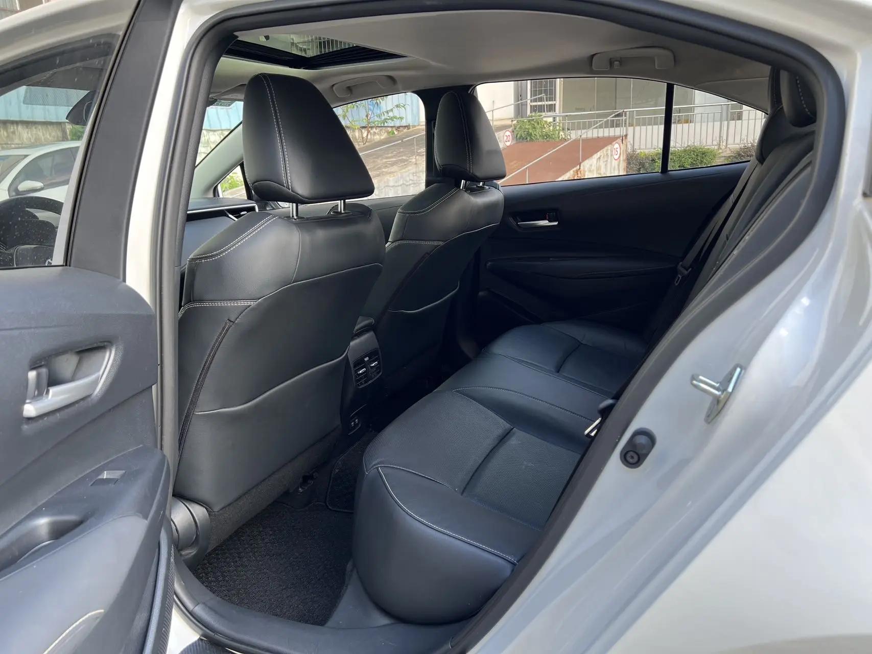 Corolla 2019 1.2T S-CVT GL-i Deluxe Edition 5