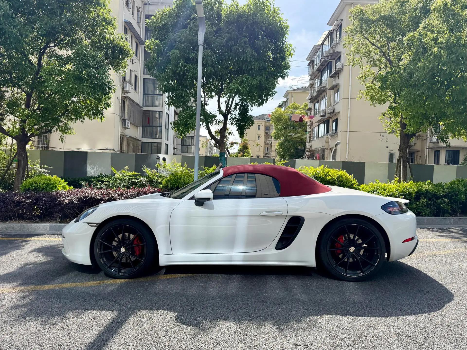Porsche 718 2020 Boxster 2.0T 3