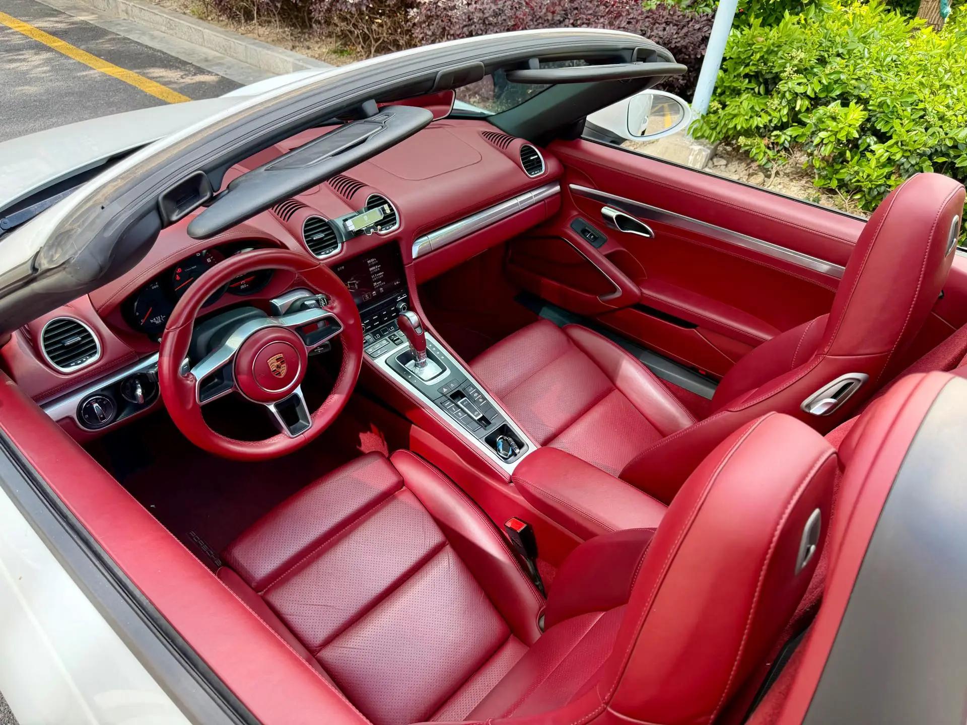 Porsche 718 2020 Boxster 2.0T 6