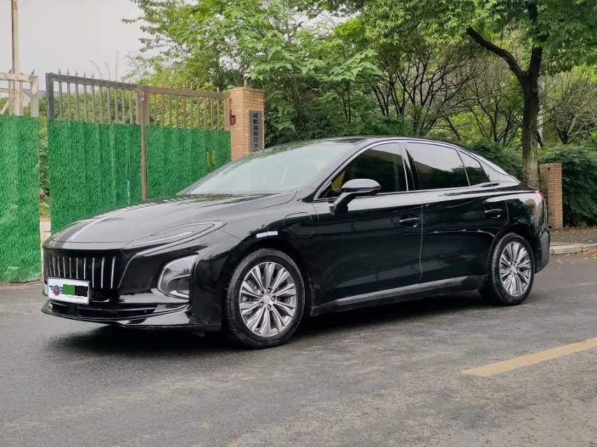 HongQi E-QM5 2024 450km Travel Edition