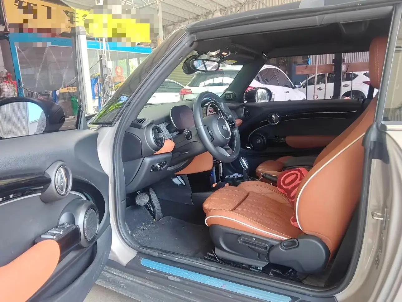 MINI 2022 2.0T COOPER S CABRIO ARTIST 4