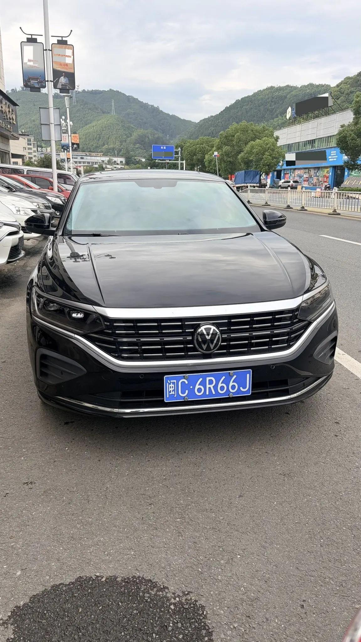 Volkswagen 2024 Passat 2.0TSI 380TSI Longteng Edition Automatic Gear 3