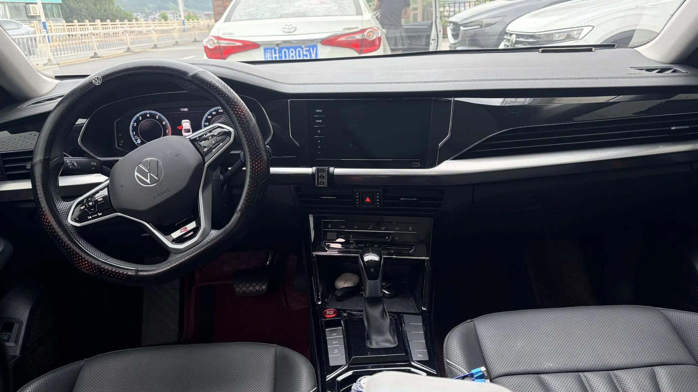 Volkswagen 2024 Passat 2.0TSI 380TSI Longteng Edition Automatic Gear 8