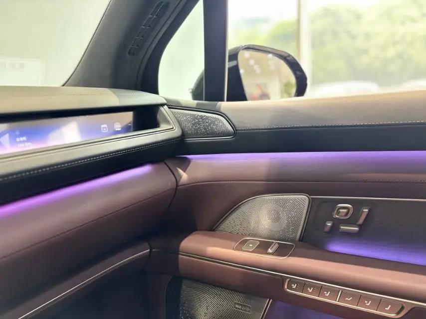 NIO 2026 ES8 6-Seater Executive Luxury Edition Automatic 8