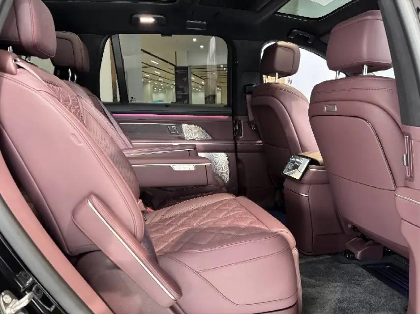 NIO 2026 ES8 6-Seater Executive Luxury Edition Automatic 9