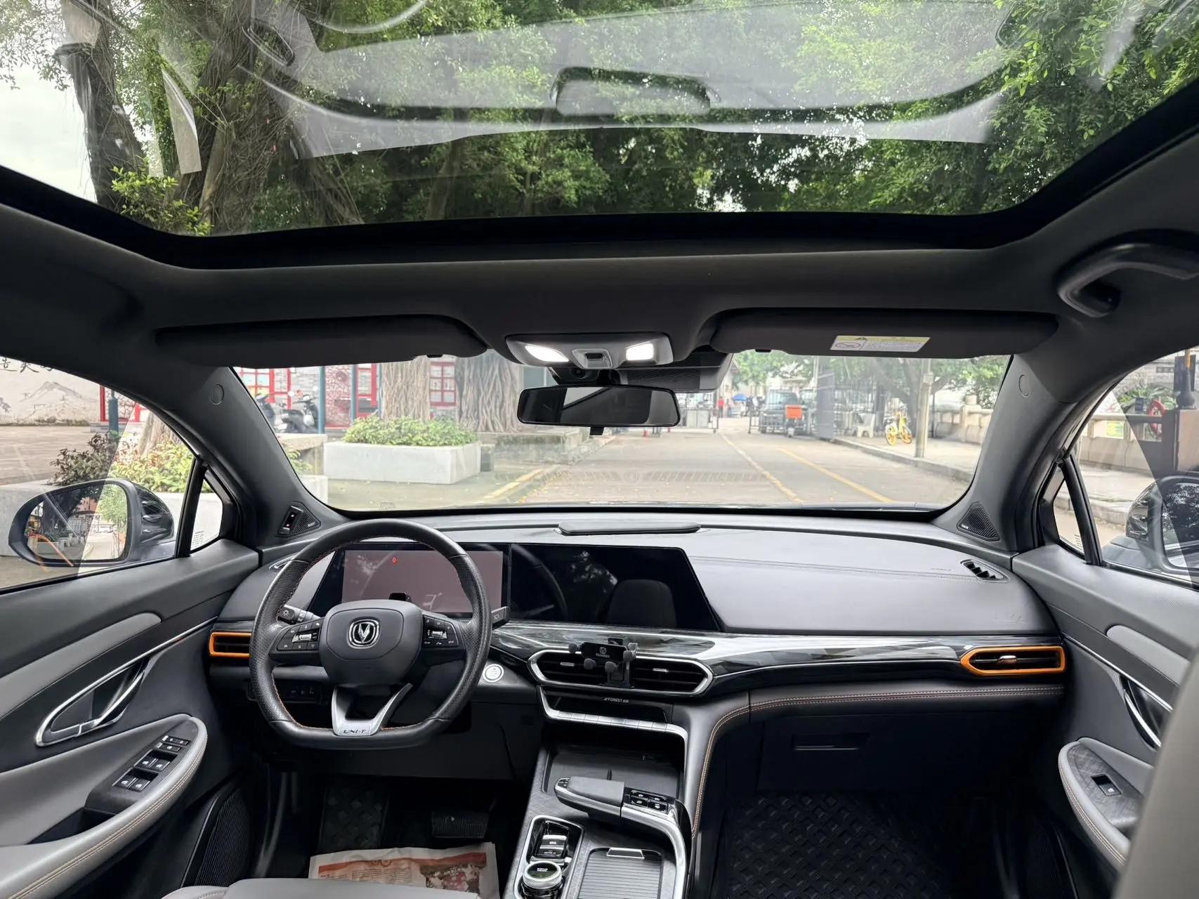 ChangAn 2022 UNI-T 1.5T Smart Pilot Automatic Gear 10