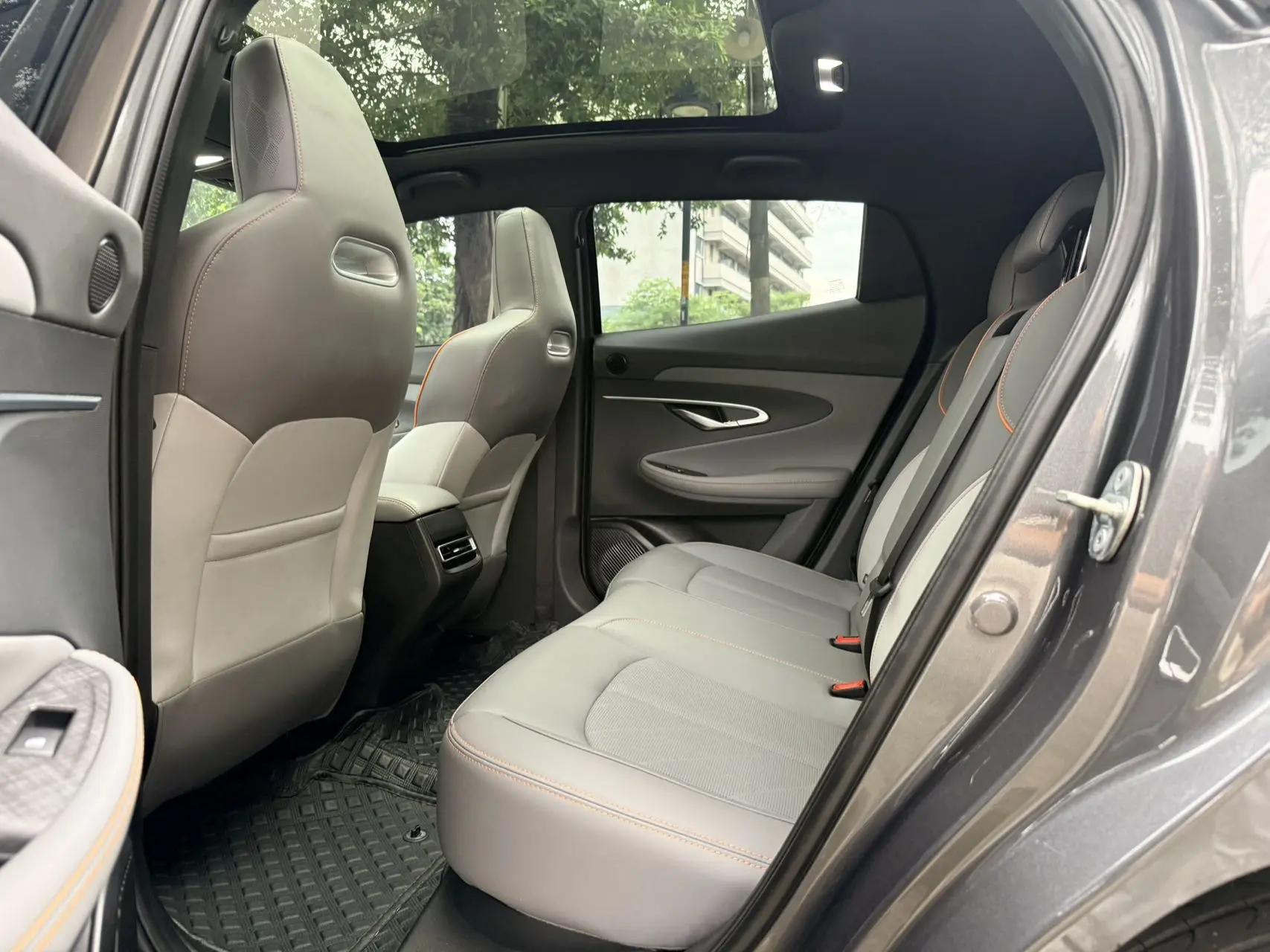 ChangAn 2022 UNI-T 1.5T Smart Pilot Automatic Gear 8