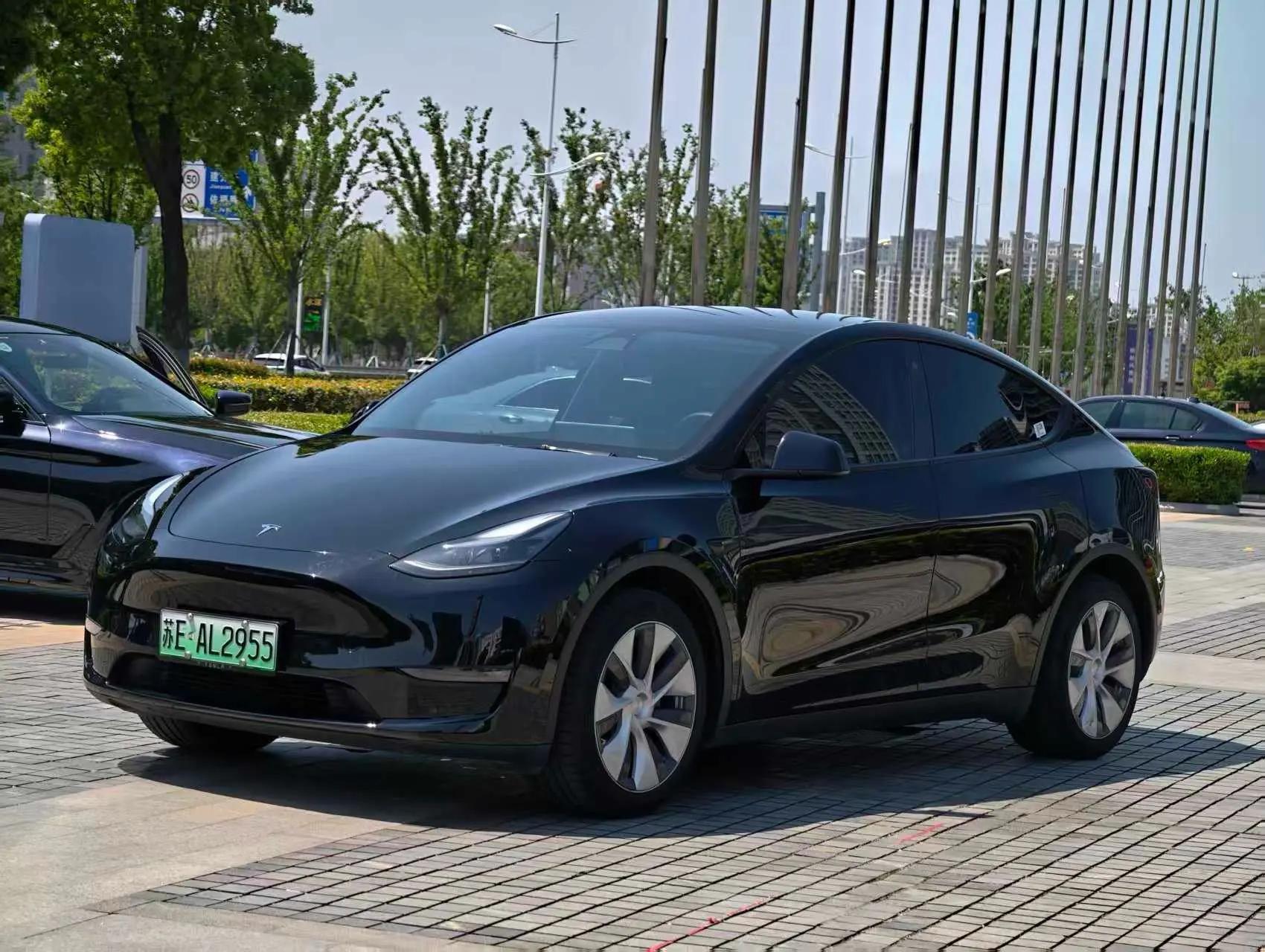 Model Y 2023 long-range all-wheel drive
