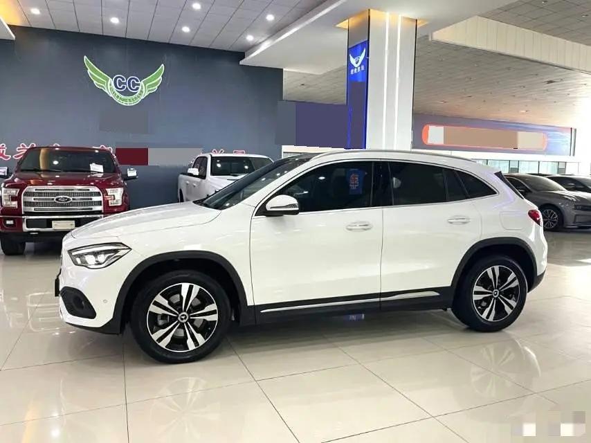 Mercedes Benz GLA 2022 model, facelifted GLA 200 2