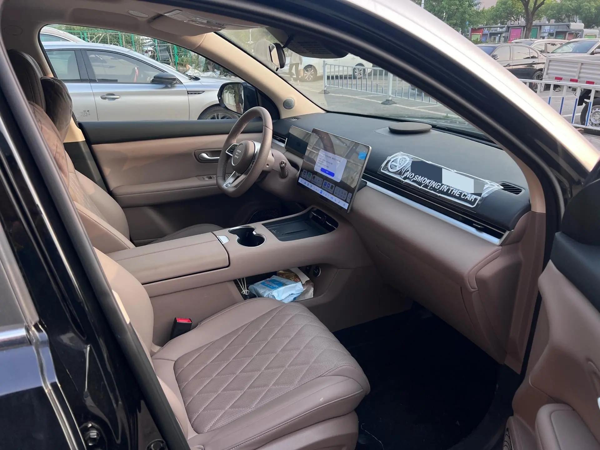 LanDian 2026 LanDian E5 PLUS 1.5 Stepless Standard Endurance Four-wheel Drive Performance Edition Ultra5 Seat Automatic Transmission 7