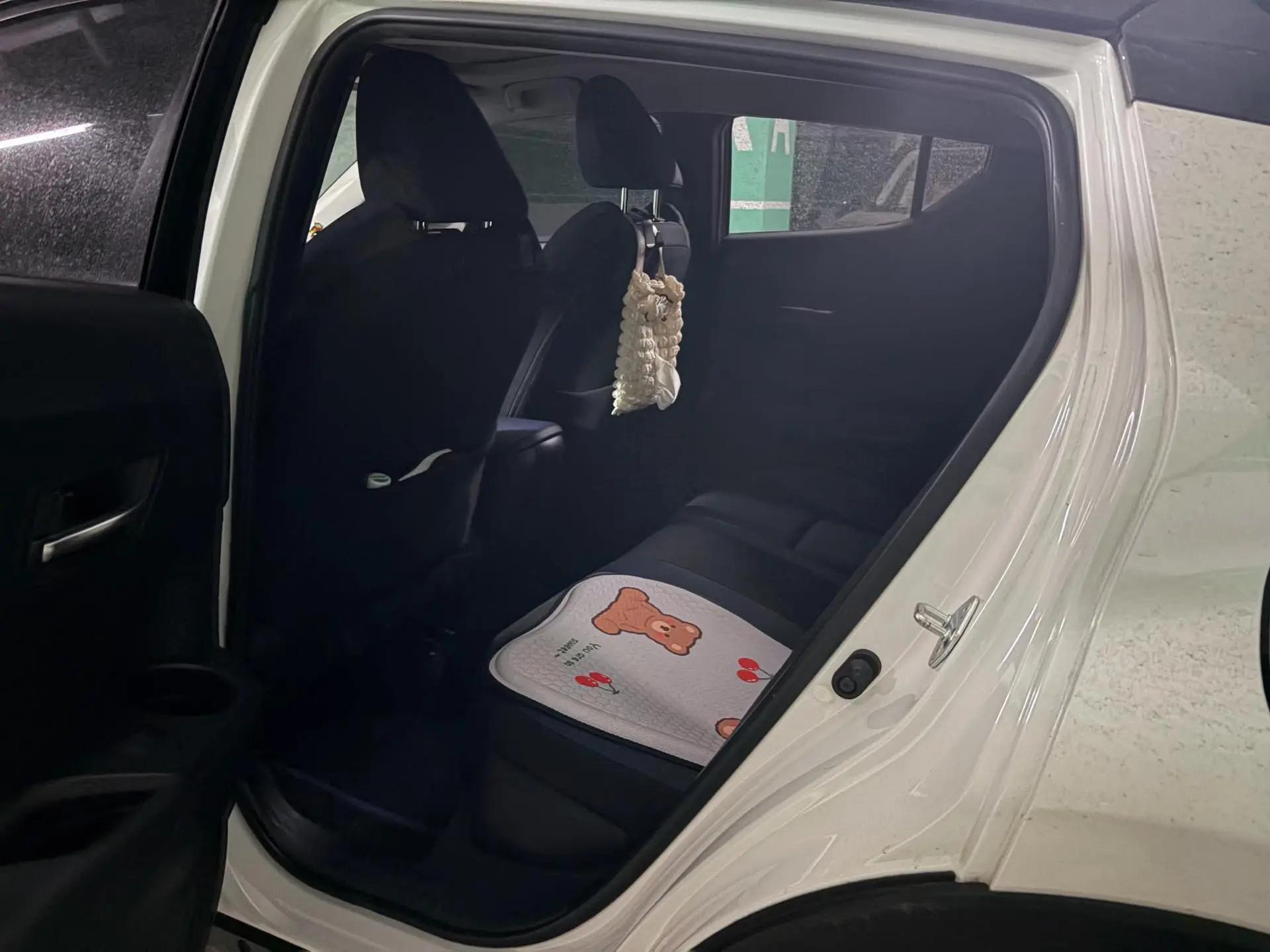 Toyota C- HR 2021 2.0L Comfort Edition 4