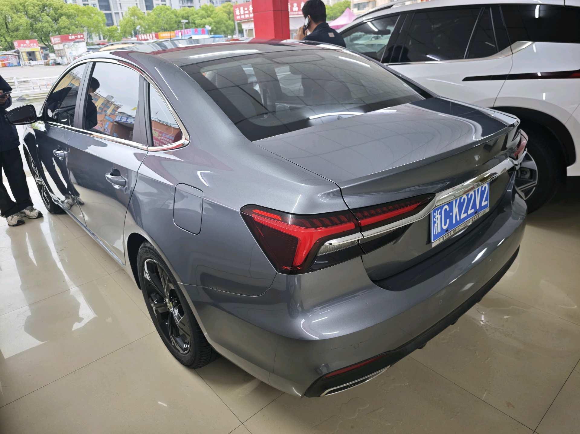 Roewe i6 MAX 2020 300TGI Auto Cool Sky Screen Edition 4