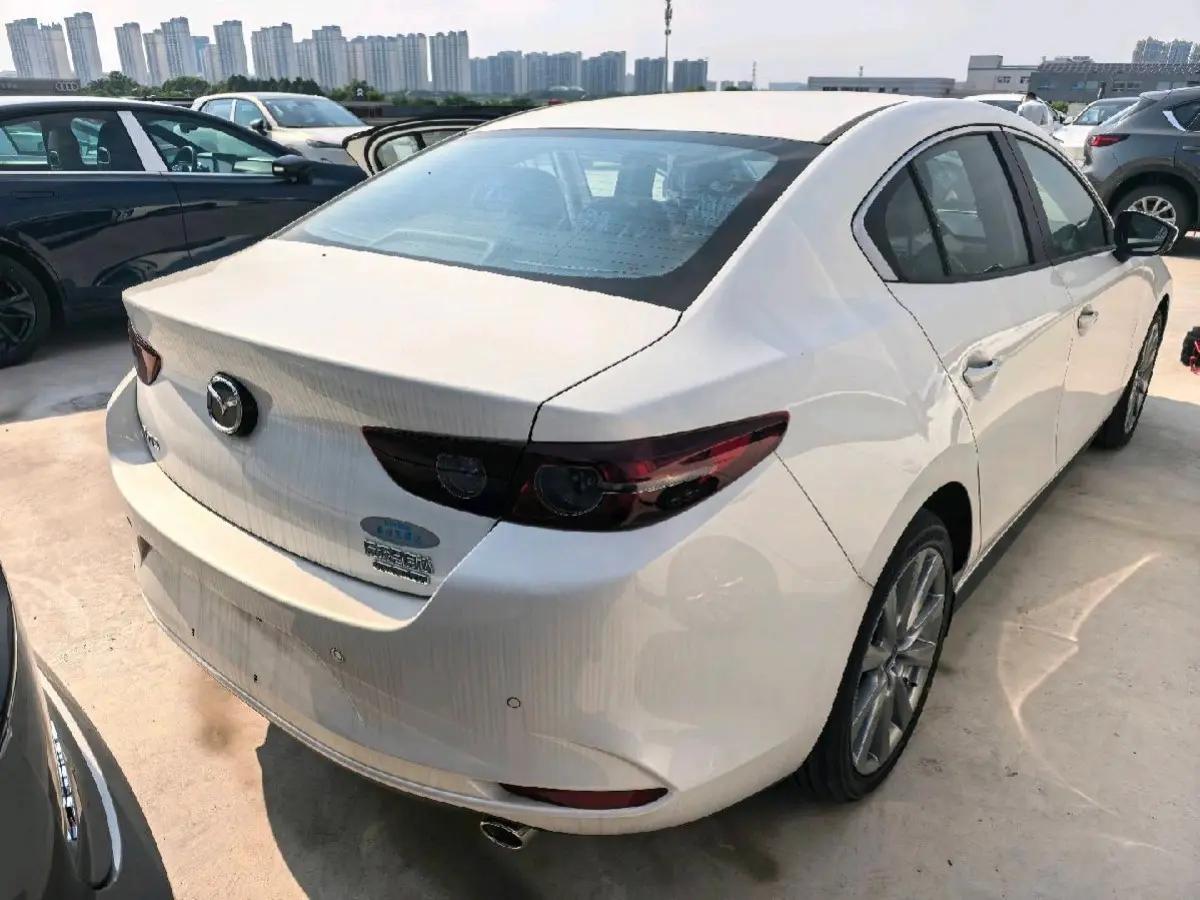 Mazda 3 Oncorsela 2025 Mazda 3 Oncorsela-sedan 2.0 elegant automatic gear 2