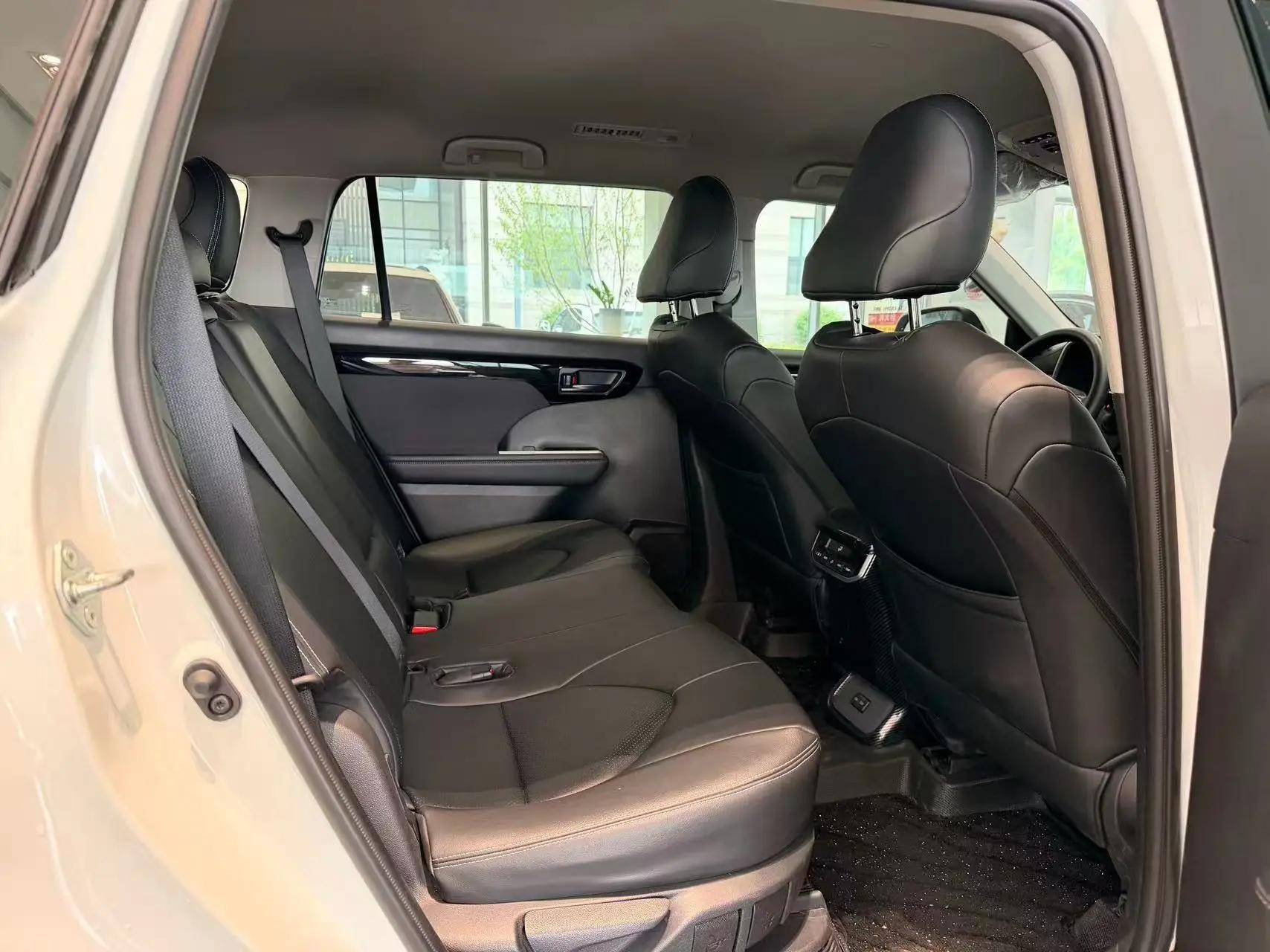 Toyota 2023 Highlander Dual Engine 2.5 Stepless Intelligent Electric Hybrid Four-wheel Drive Elite Edition 7-seat Automatic Transmission 6