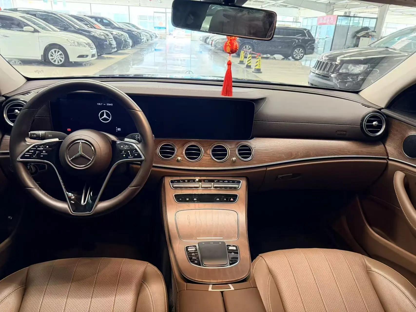 Mercedes Benz E-Class 2023 E 300 L Fashion 5