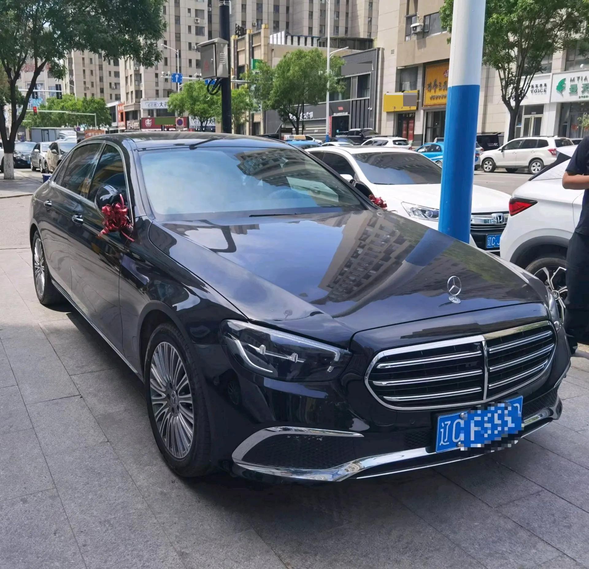 Mercedes Benz E-Class 2021 E 300 L Fashion 4
