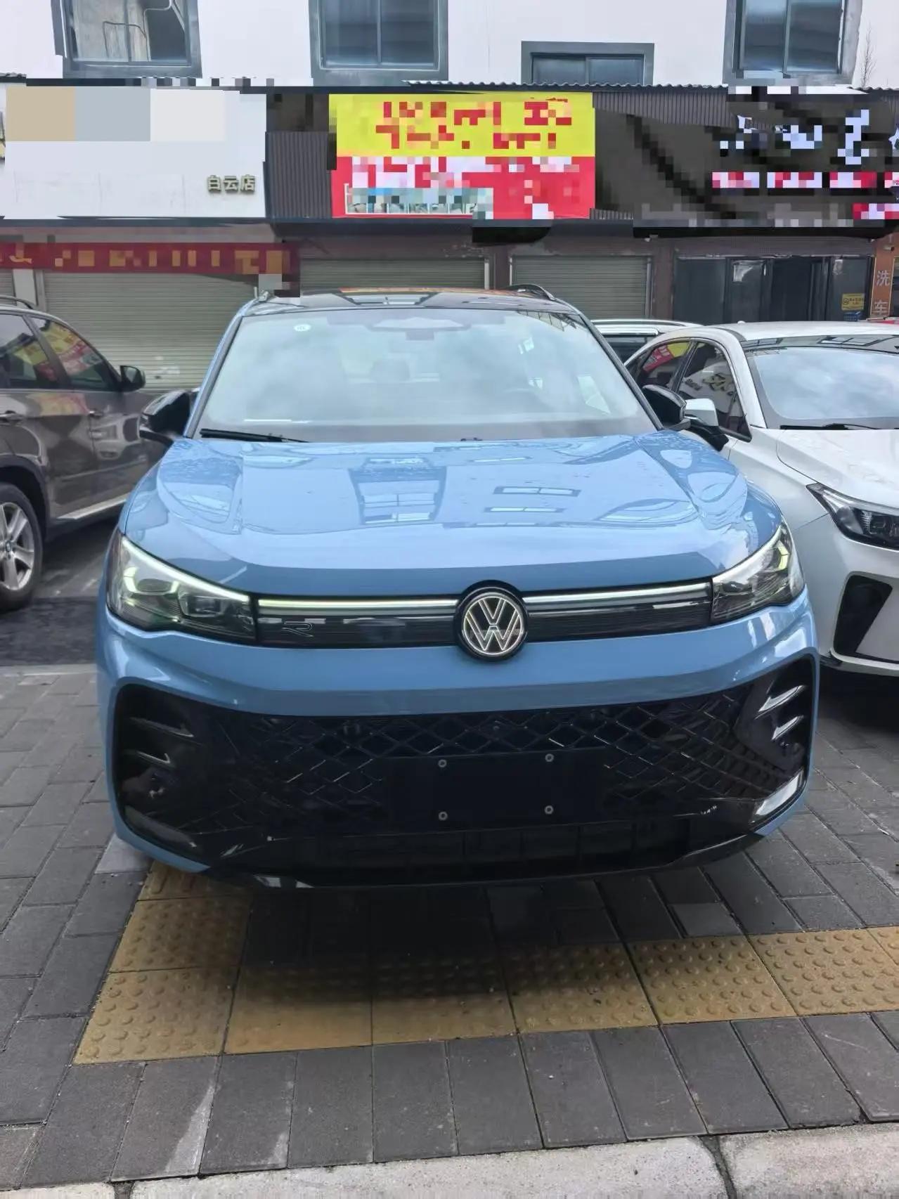 Volkswagen 2024 Tiguan L PRO 2.0TSI 380TSI Four-wheel Drive R-Line Smart Edition Automatic Gear 2